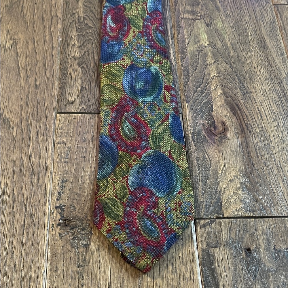 Ermenegildo Zegna Blue and Red Patterned Tie